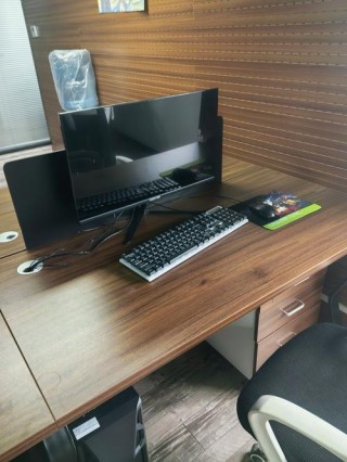 笔记本电脑桌子大小推荐，笔记本电脑桌子大小推荐图片