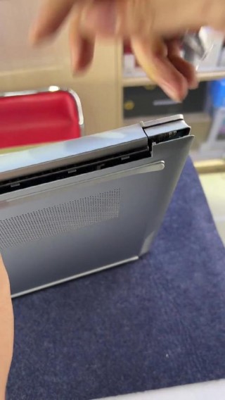 笔记本后面怎么拆开？如何拆掉笔记本后盖