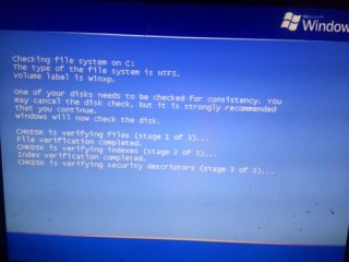 电脑突然出现蓝屏英文要怎么处理，电脑好好的突然蓝屏英文