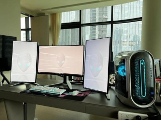 三屏的笔记本电脑推荐？三屏电脑有什么好处