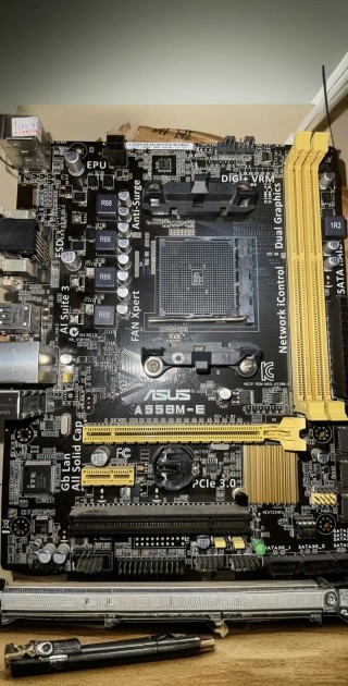 40系显卡需要换主板吗，40系显卡需要换主板吗多少钱？