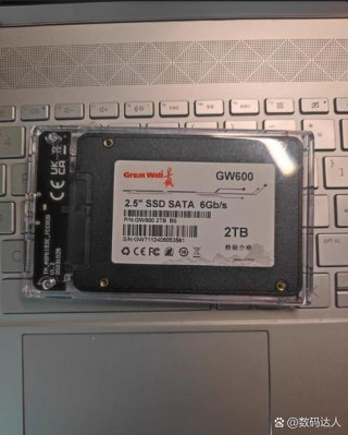 台式电脑卡换什么硬件？台式电脑卡换什么硬件好