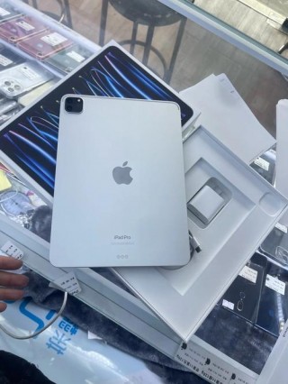 ipadmini5屏幕多少钱？ipadmini5屏幕碎了值得修吗