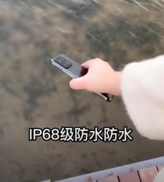 小米13防水性能怎么样？小米13掉水里几秒会有事吗