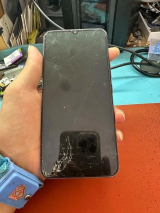 vivox9plus换原装屏幕多少钱，vivox9plus换屏幕要多少钱