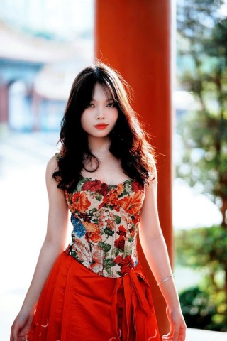 索尼拍微距用什么镜头，索尼比较好的微距镜头是哪款