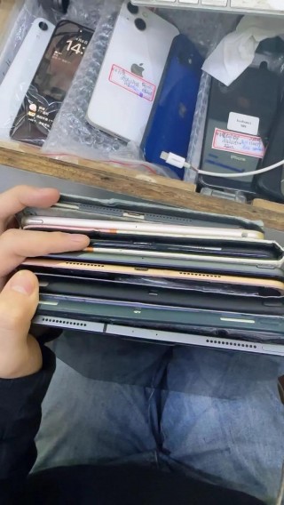 联想yoga710屏幕多少钱，联想yoga710换屏幕多少钱