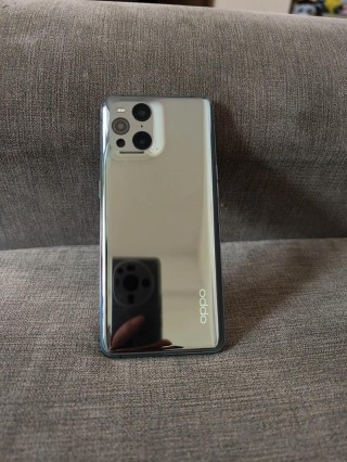 findx3屏幕是什么材质，findx3是oled屏幕吗？