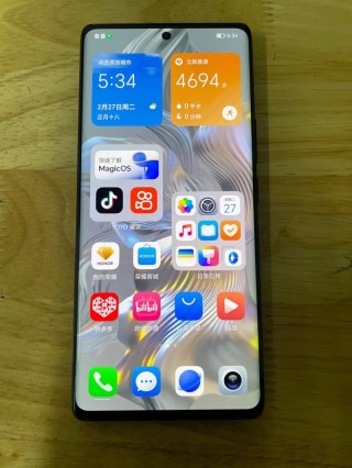 华为80荣耀多少钱？华为手机荣耀8费用多少钱