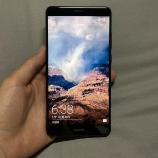 华为mate9是全面屏吗，华为mate9全屏费用？