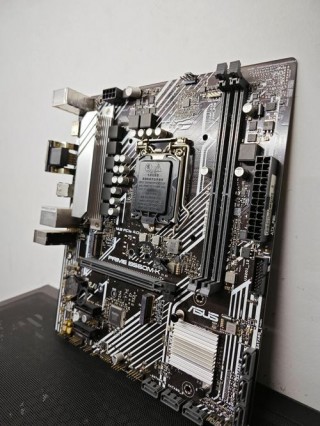 b360m主板比较高支持什么显卡，b360m支持比较高cpu？