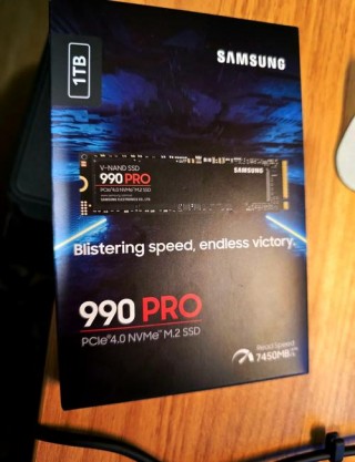 三星固态硬盘980和980pro区别？固态硬盘三星980怎么样