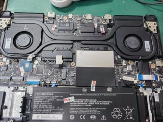 小米游戏本拿掉电池直接接电源用吗？小米游戏本插电源电池掉电