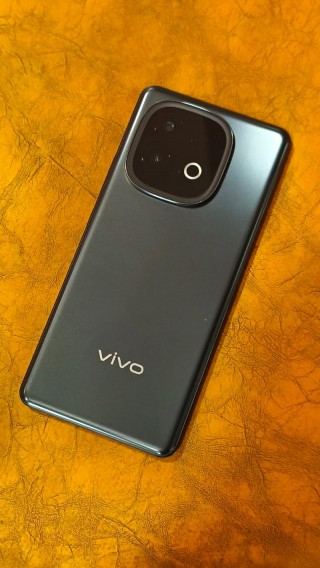 小米2a和联想k860i哪个好，联想tc02和小米？