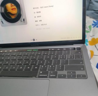 苹果macbookair换屏幕多少钱？macbook air换屏