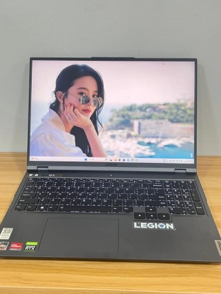 奔驰笔记本电脑推荐，奔驰图案的笔记本？