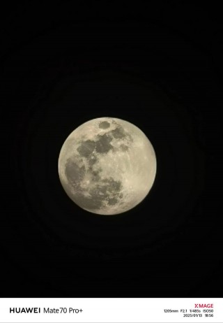 小米10超级月亮模式在哪里设置，小米十超级月亮模式？