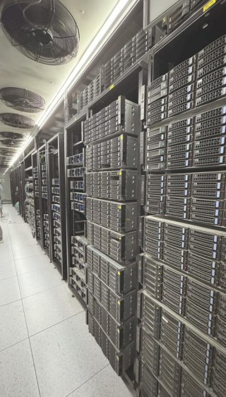 联想电脑服务器是什么，联想笔记本服务器？