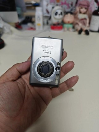 佳能ixus870is原装内存卡多少钱？佳能ixus1000hs内存卡
