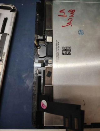 惠普笔记本电脑怎么拆开后盖，惠普笔记本拆后盖图解？