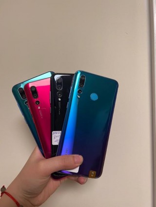 华为nova4换屏幕得多少钱？华为nova4换个屏