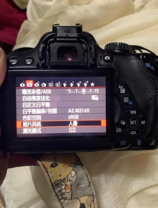 佳能650d最大支持内存？佳能650d有多重