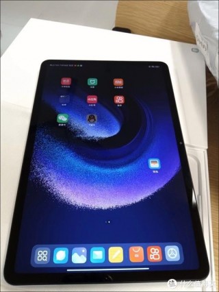 华为十二寸平板电脑多少钱，华为12寸平板电脑费用多少钱？