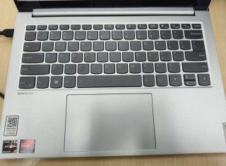 小巧笔记本电脑推荐学生党？学生用的小笔记本