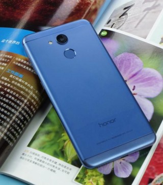 华为荣耀v9和v9play有什么区别，荣耀v9与荣耀v9play？