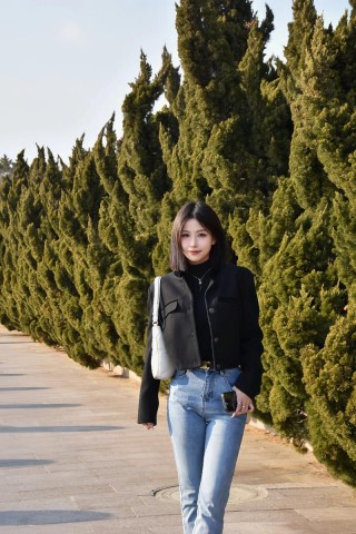 尼康d3000能拍月亮吗？尼康d3300拍月亮图片步骤