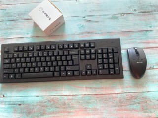 牧马人无线鼠标怎么拆开，牧马人系列t9无线鼠标？