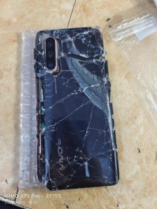 vivox30原装屏幕多少钱，vivo x30原装屏？