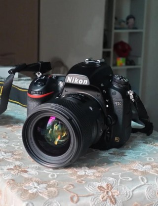 尼康d750二手多少钱合适？二手尼康d700多少钱