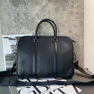 笔记本电脑包男士推荐，笔记本包包哪种好手提还是背包