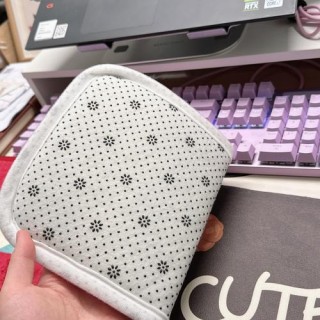 护腕鼠标垫打游戏方便吗，鼠标垫护腕好还是不护腕好