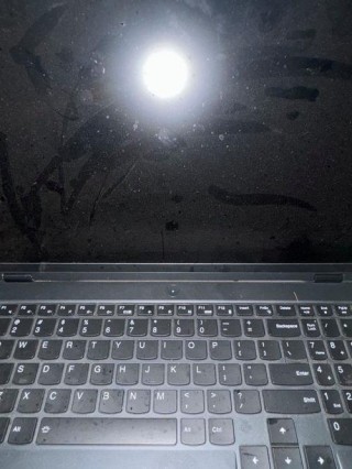 电脑黑屏打不开机怎么回事？电脑黑屏打不开咋整