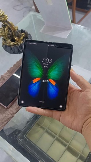 三星c9000内屏多少钱，三星c9000屏幕多少钱？