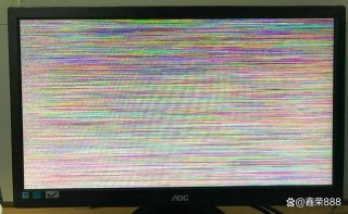 电脑运行中突然花屏怎么回事？电脑正常运行突然花屏