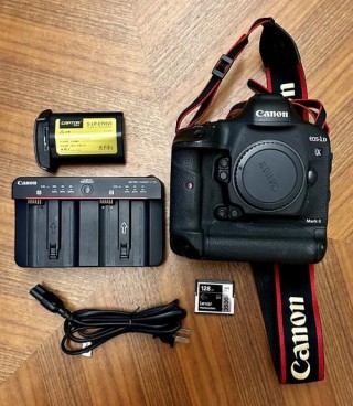 佳能eos1dx2，佳能eos1dx2怎么导照片？