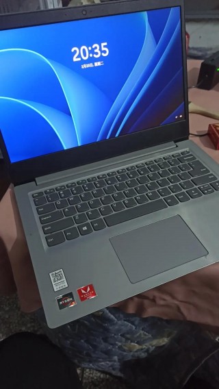 ai办公的笔记本电脑推荐？ai办公的笔记本电脑推荐哪款