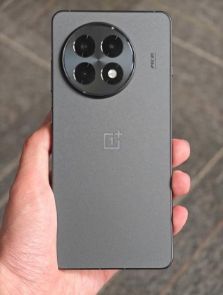 一加5屏幕是lcd还是oled，一加5是啥屏幕