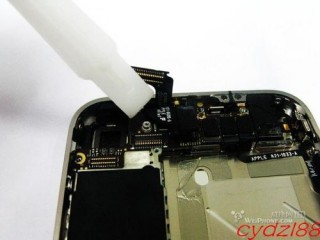 iphone4s拆解流程，苹果四s拆机视频