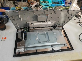 惠普平板电脑按键按下屏幕变色怎么办？惠普平板黑屏打不开怎么办