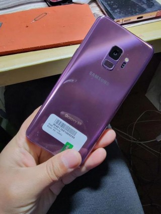 三星s9用的什么屏幕，三星s9屏幕好吗