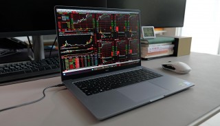 请推荐炒股的笔记本电脑？用来炒股的笔记本哪一种好