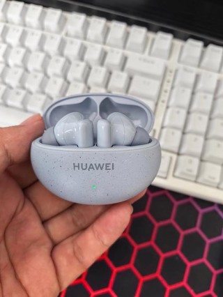 华为freebuds4e和5i哪个好，华为freebuds4与4i买哪个？