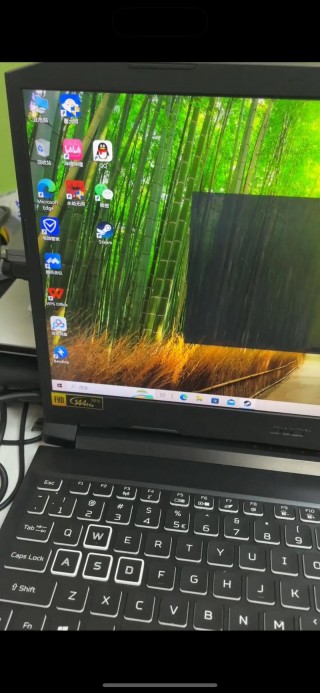 宏基电脑卡了怎么办，宏基电脑卡住了不动？