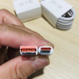 小米12x支持亮屏快充吗，小米12 快充？