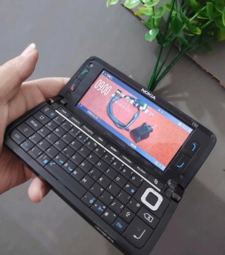 诺基亚e90现在还能用吗？诺基亚e90i