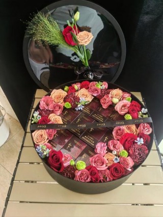 蒂芙尼笔记本电脑推荐，蒂芙尼笔记本套装